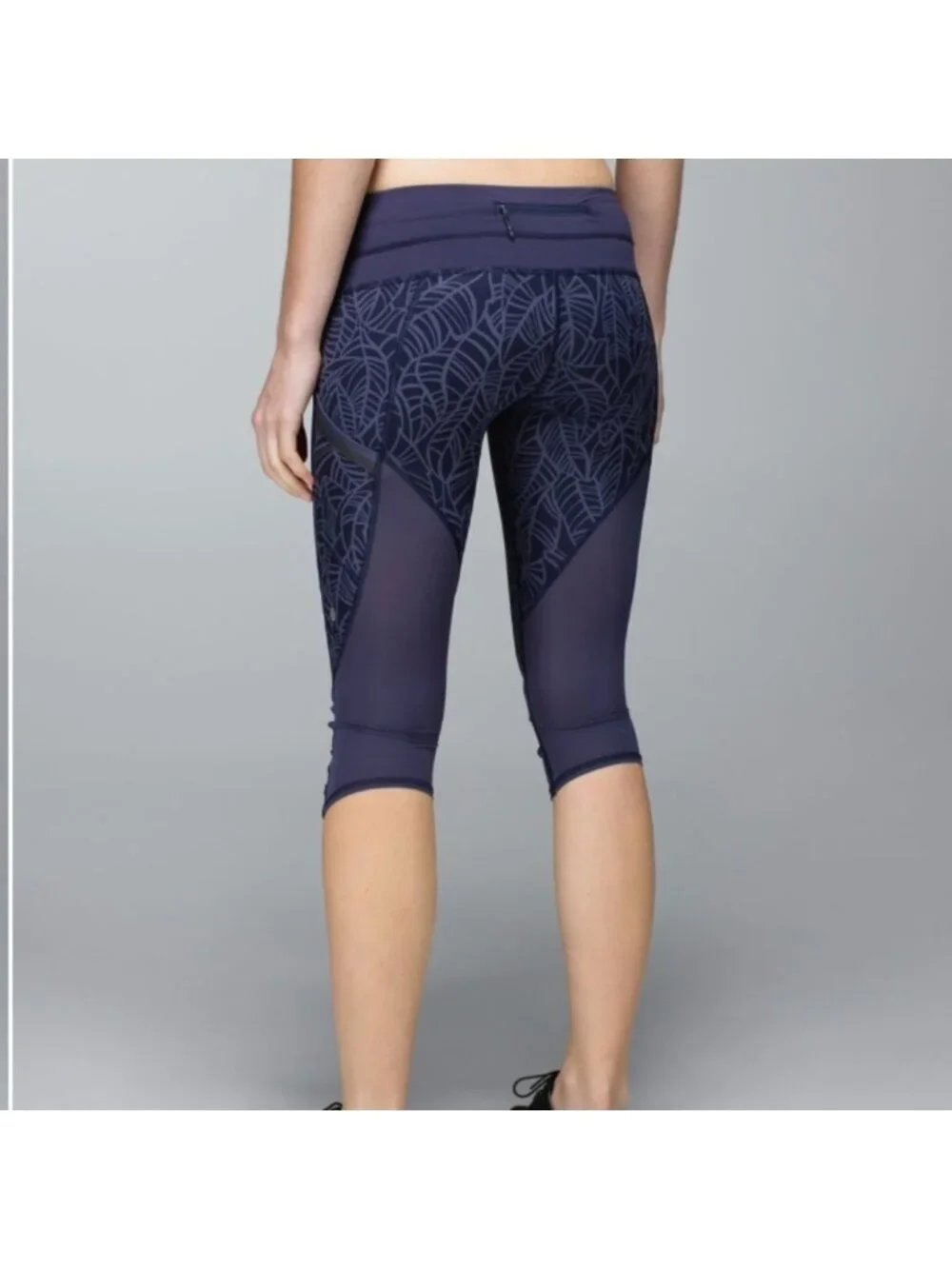 Lululemon Run A Marathon Crop IIPretty Palm Cadet Greyvy / Cadet Blue